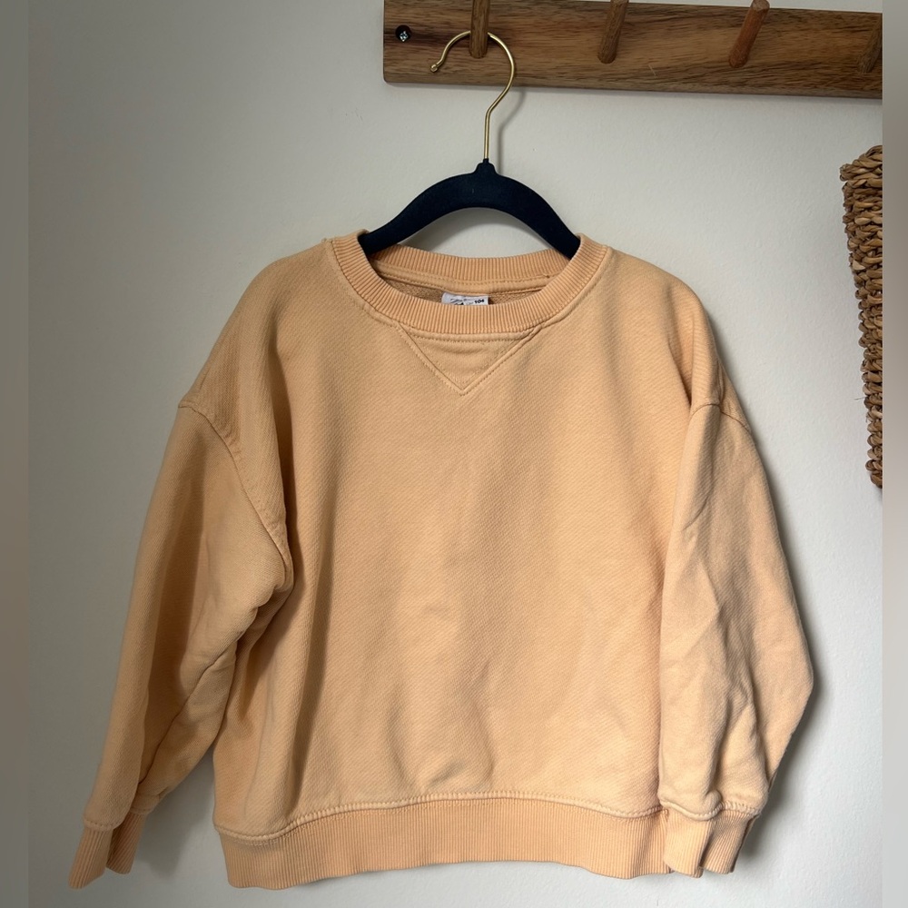 Crewneck sweatshirt